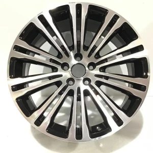 Wheel For 10-14 Chrysler 300 20x8 Alloy Polished Metallic Silver 10 Double Spoke
